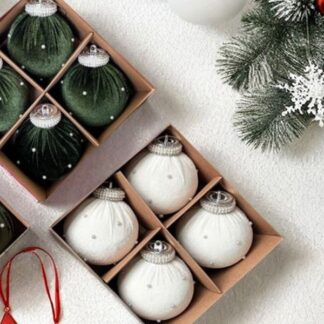 Velvet Pearl Baubles White or Green Box of 4