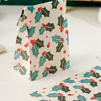 Pack of 10 Christmas Gift Bags Holly 23cm
